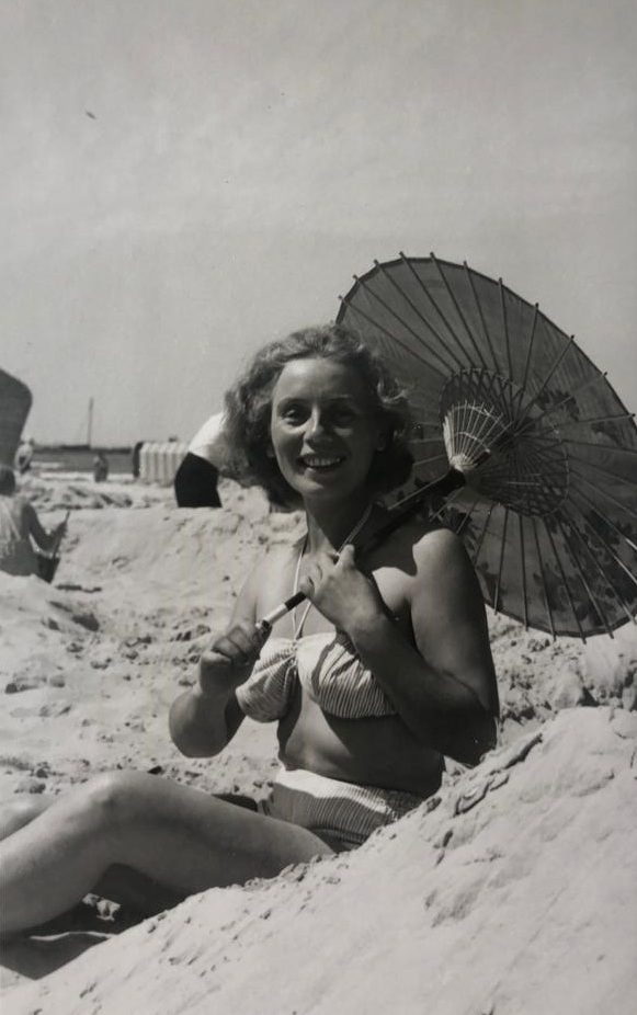 Alice-in-Norderney-1957 Alice in Norderney, 1957